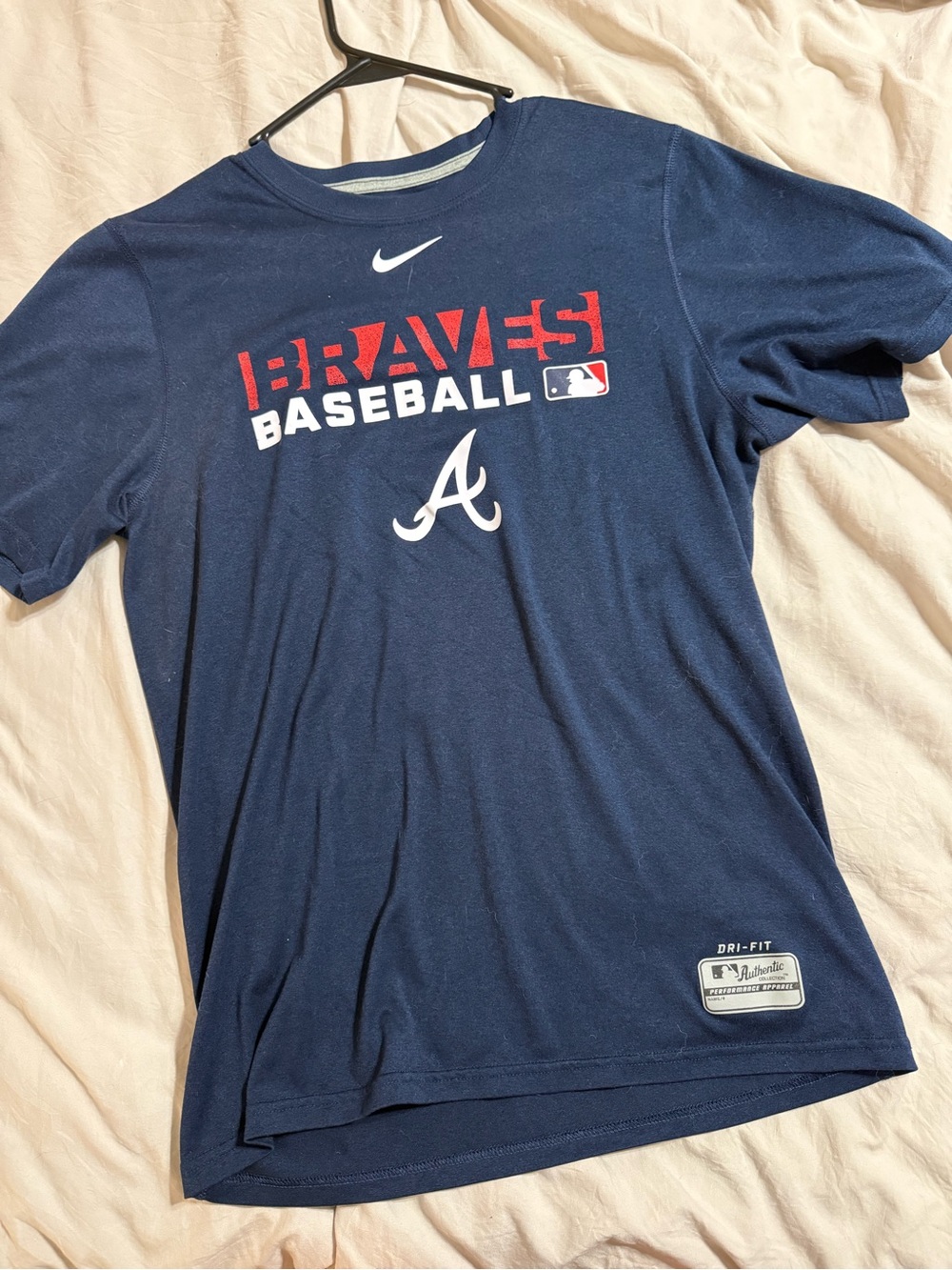 Nike Atlanta Braves Dri Fit Tee small